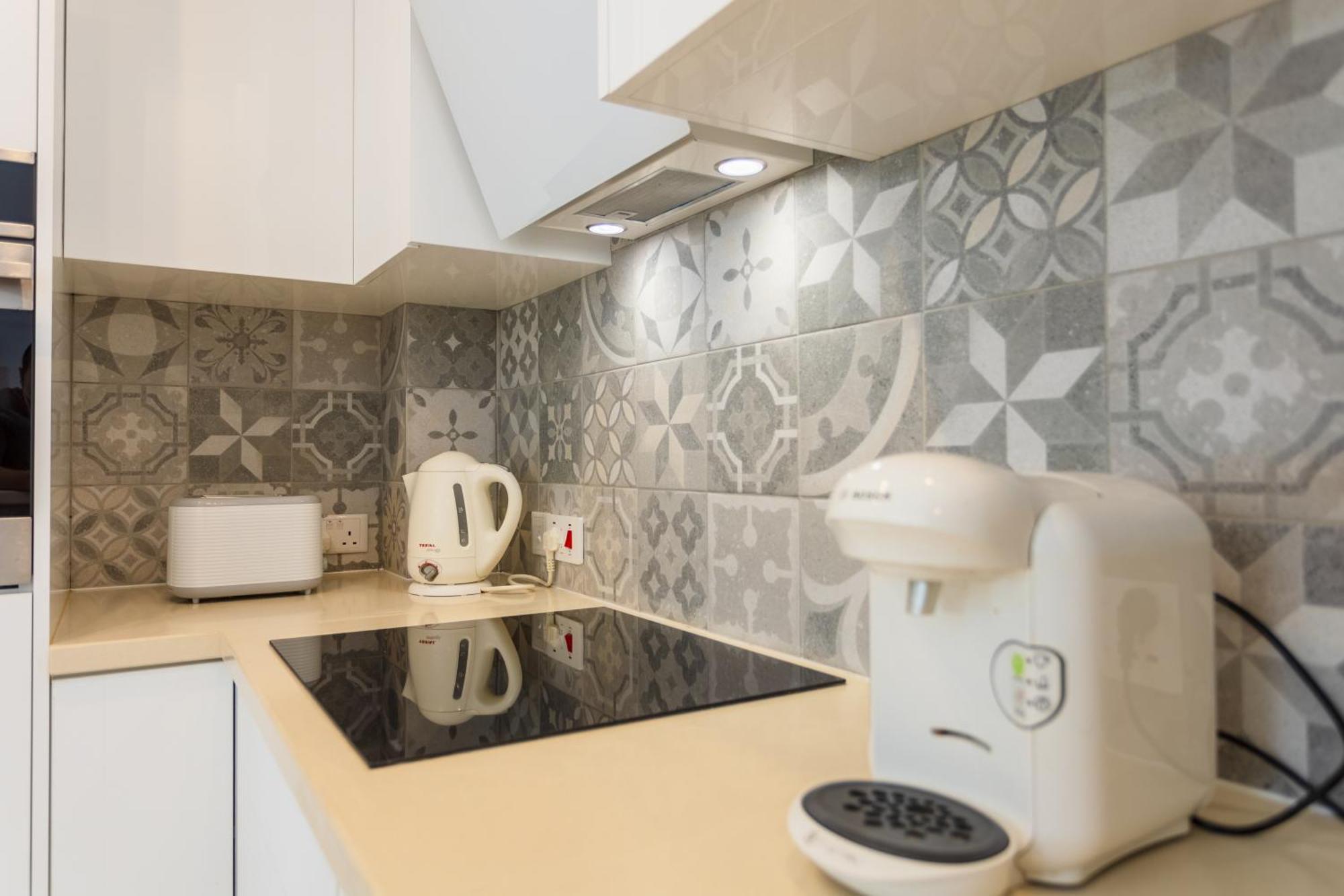 Regina Gardens Lovely Apartment Paphos Exteriör bild