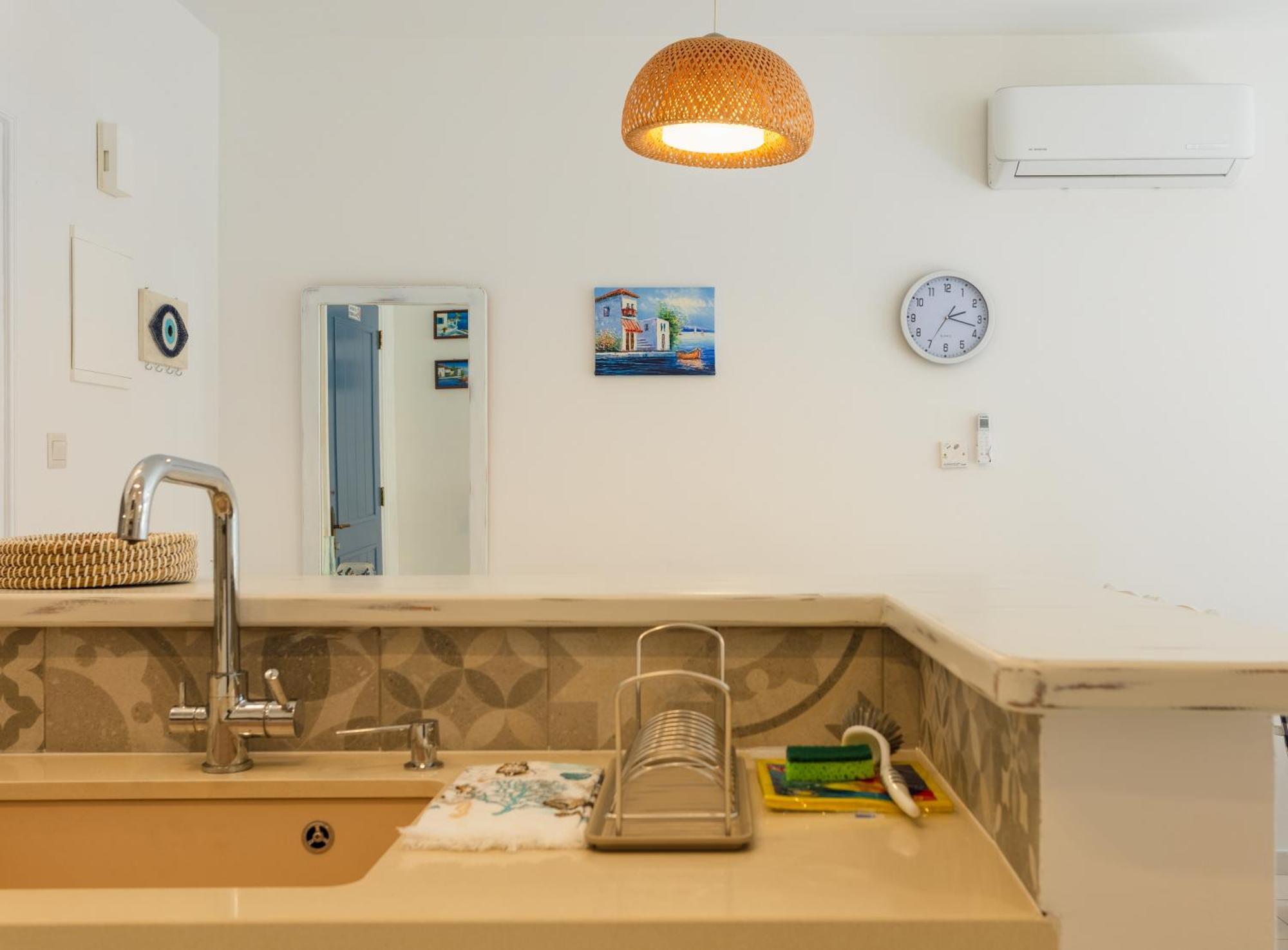 Regina Gardens Lovely Apartment Paphos Exteriör bild